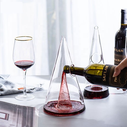 Hand Blown Creative Antique Borosilicate Glass Wine Decanter Aerator Pourer
