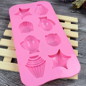 Silicone cake tray